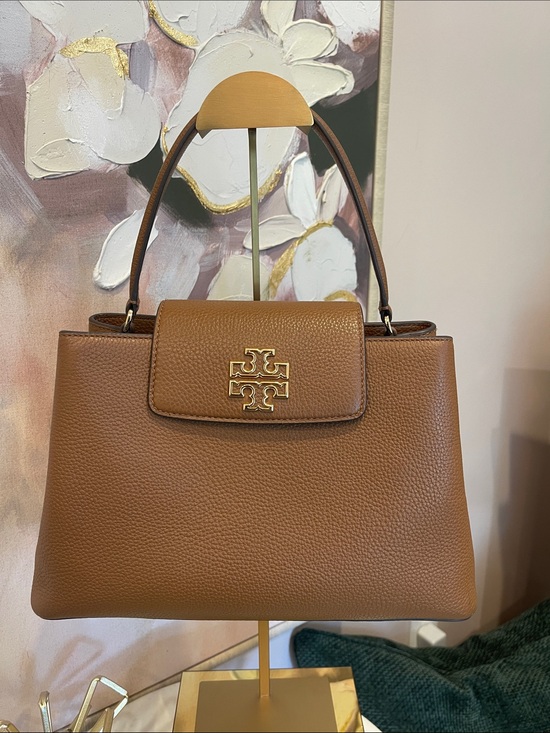 Tory Burch Handbags - Tory Burch Britten Satchel with Crossbody in Tan